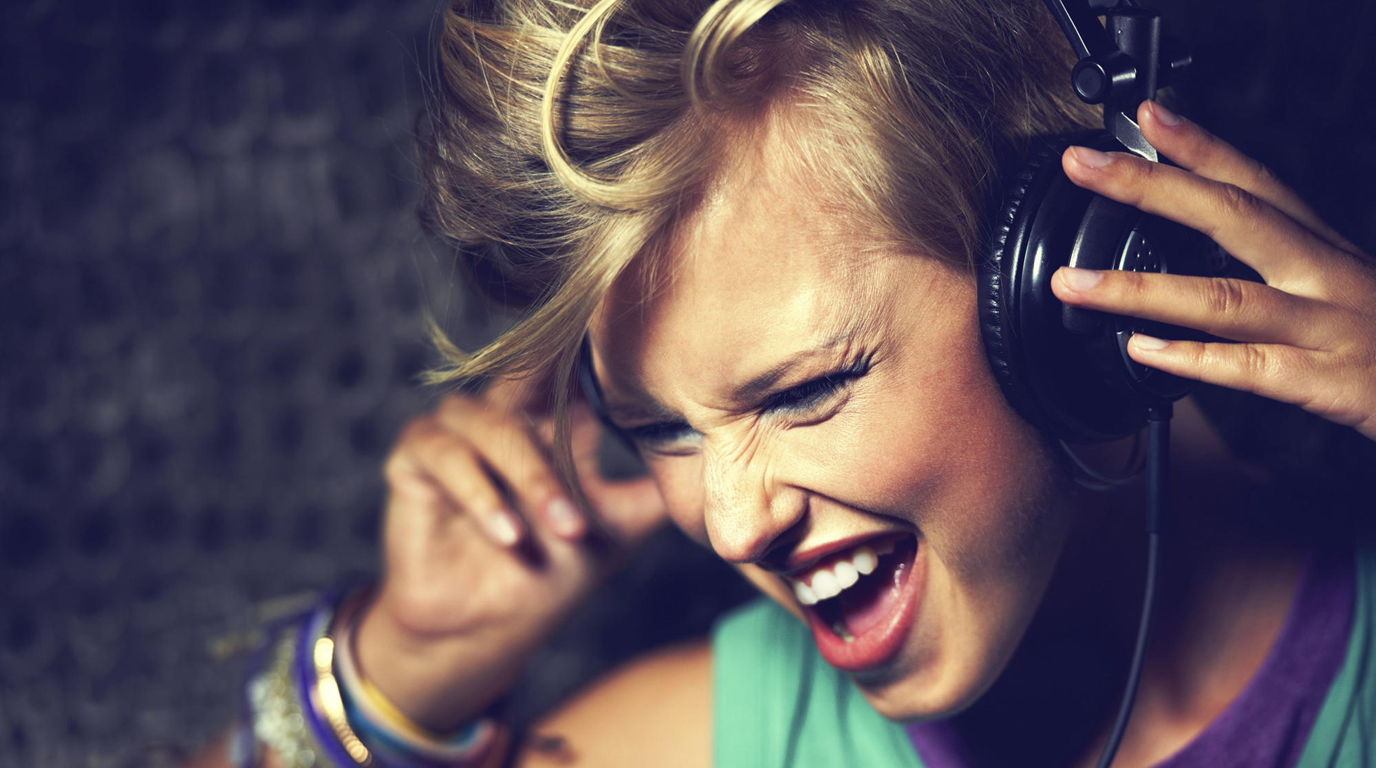 NonsoloFarma Adolescenti Musica In Cuffia Bello Ma Pericoloso Per L 